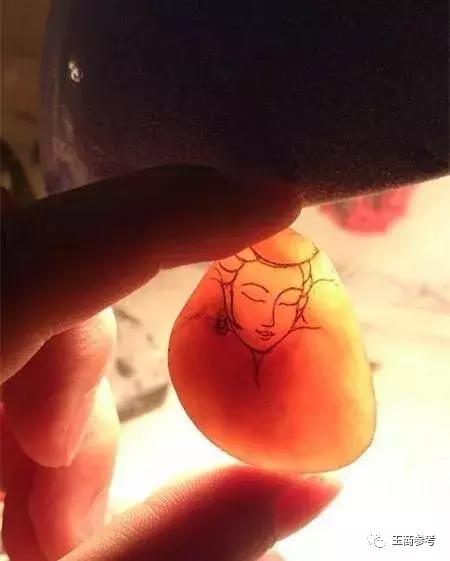 翡翠设计款手镯,翡翠手镯有多少种款-第2张图片-翡翠网 翡翠设计款手镯,翡翠手镯有多少种款-第2张图片-翡翠网