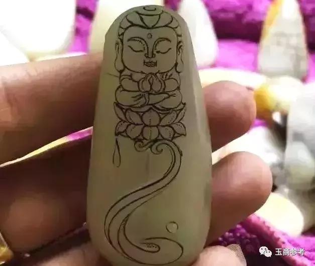 翡翠设计款手镯,翡翠手镯有多少种款-第41张图片-翡翠网 翡翠设计款手镯,翡翠手镯有多少种款-第41张图片-翡翠网