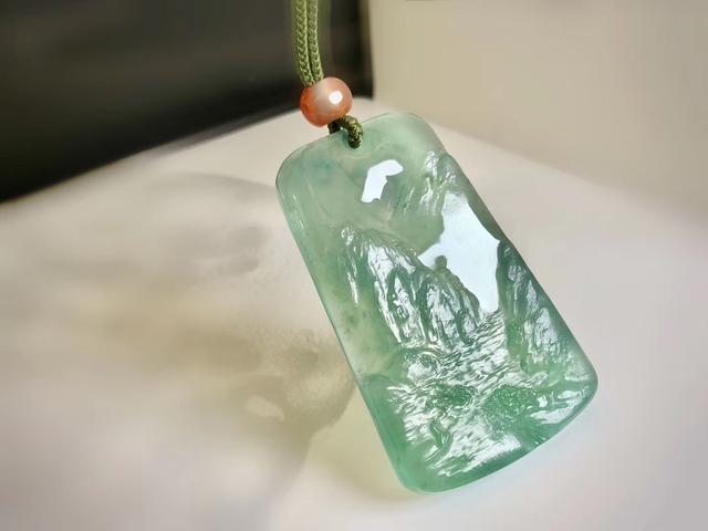 华林翡翠价格表广州华林翡翠手镯价格-第1张图片-翡翠网 华林翡翠价格表广州华林翡翠手镯价格-第1张图片-翡翠网