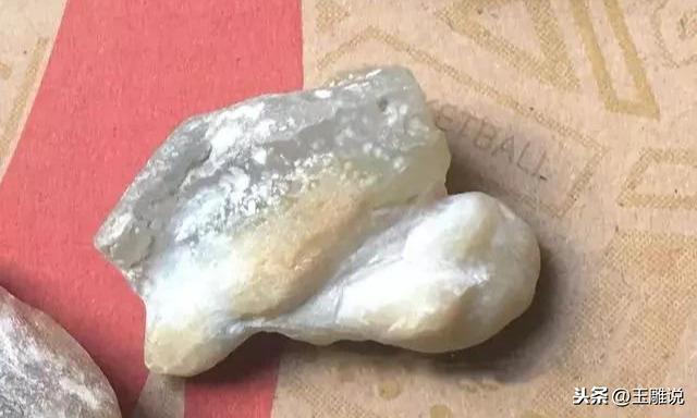 凤凰翡翠原石小料玉石毛料原石-第1张图片-翡翠网 凤凰翡翠原石小料玉石毛料原石-第1张图片-翡翠网