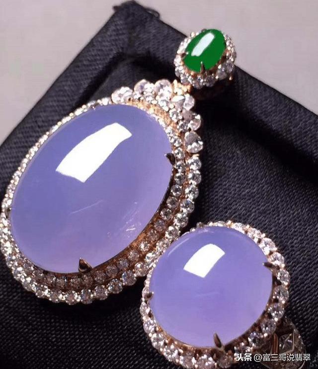 翡翠主播砍价专业知识,翡翠直播间套路有哪些-第1张图片-翡翠网 翡翠主播砍价专业知识,翡翠直播间套路有哪些-第1张图片-翡翠网