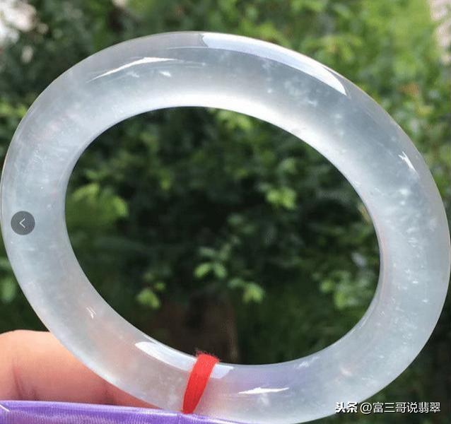 翡翠主播砍价专业知识,翡翠直播间套路有哪些-第6张图片-翡翠网 翡翠主播砍价专业知识,翡翠直播间套路有哪些-第6张图片-翡翠网