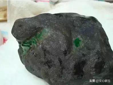 翡翠矿还有多少质量好翡翠矿场原石知识-第2张图片-翡翠网 翡翠矿还有多少质量好翡翠矿场原石知识-第2张图片-翡翠网