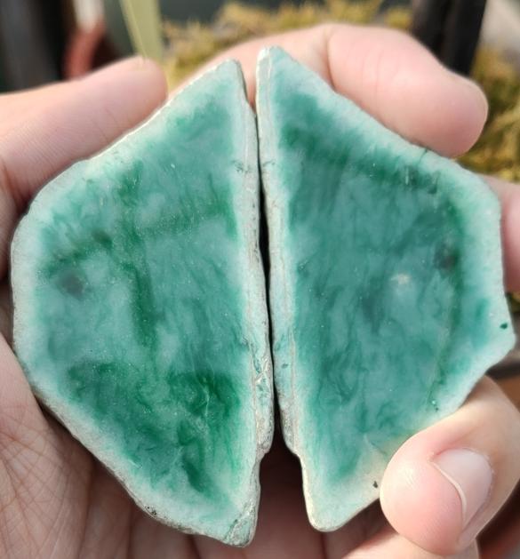 翡翠原石怎么判断棉山西翡翠原石的棉-第5张图片-翡翠网 翡翠原石怎么判断棉山西翡翠原石的棉-第5张图片-翡翠网