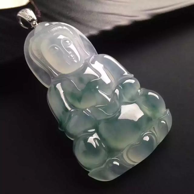 这个翡翠的价钱是多少,中缅边境翡翠价格行情-第9张图片-翡翠网 这个翡翠的价钱是多少,中缅边境翡翠价格行情-第9张图片-翡翠网