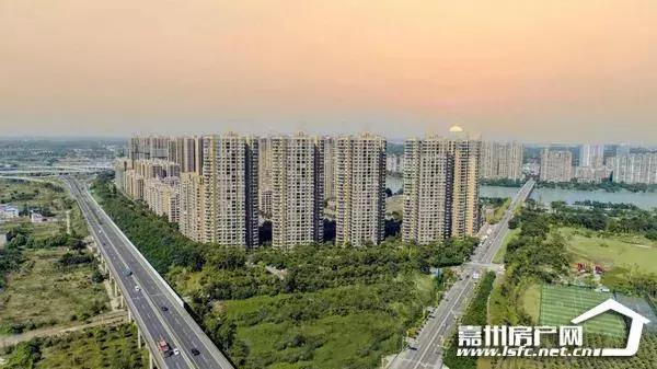 四川翡翠博览园,乐山旅游翡翠价格-第5张图片-翡翠网 四川翡翠博览园,乐山旅游翡翠价格-第5张图片-翡翠网