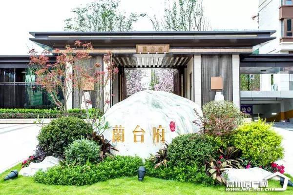 四川翡翠博览园,乐山旅游翡翠价格-第14张图片-翡翠网 四川翡翠博览园,乐山旅游翡翠价格-第14张图片-翡翠网