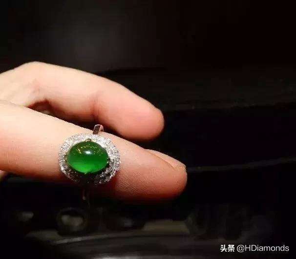 翡翠镯子修复价格翡翠的分类和等级划分-第8张图片-翡翠网 翡翠镯子修复价格翡翠的分类和等级划分-第8张图片-翡翠网