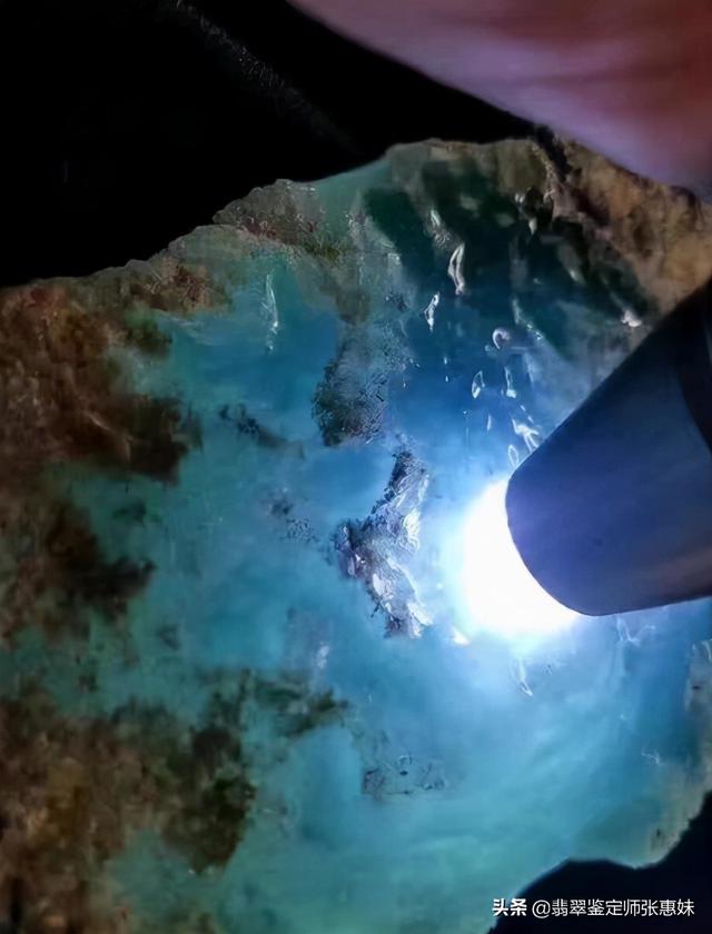 翡翠原石技巧翡翠场口的知识-第8张图片-翡翠网 翡翠原石技巧翡翠场口的知识-第8张图片-翡翠网