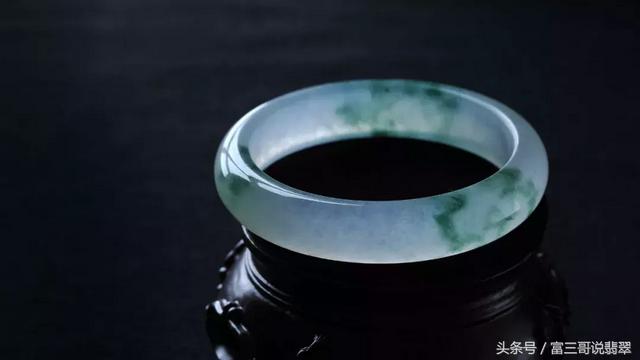 翡翠玉石估价翡翠价格的评估-第2张图片-翡翠网 翡翠玉石估价翡翠价格的评估-第2张图片-翡翠网