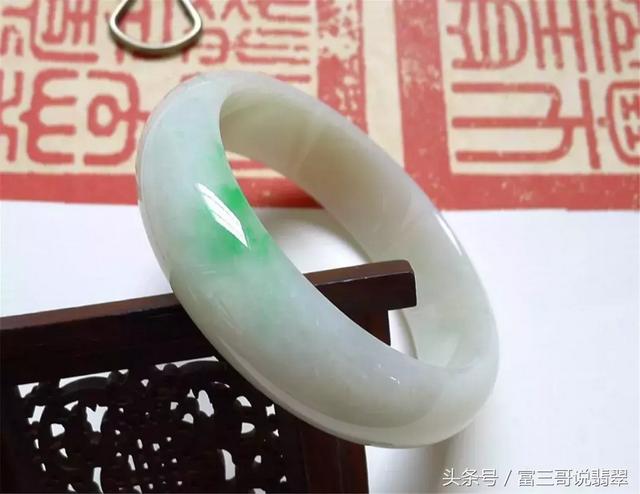 翡翠玉石估价翡翠价格的评估-第7张图片-翡翠网 翡翠玉石估价翡翠价格的评估-第7张图片-翡翠网