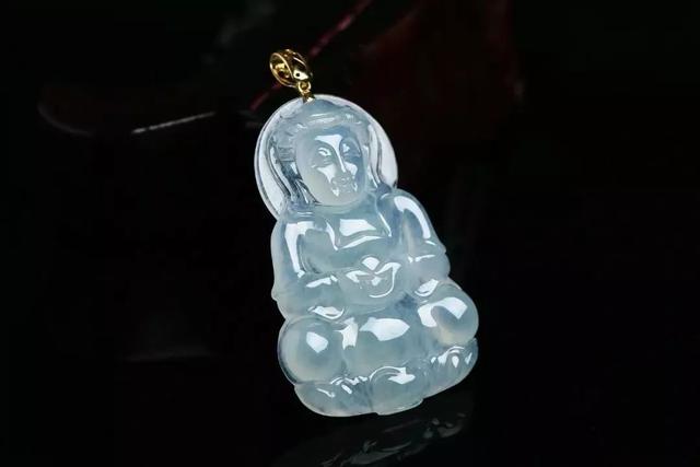 翡翠挂件的保养和清洗方法翡翠吊坠保养知识-第5张图片-翡翠网 翡翠挂件的保养和清洗方法翡翠吊坠保养知识-第5张图片-翡翠网