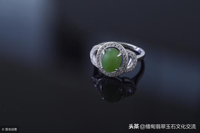 翡翠知识词语,评价玉的专业术语-第2张图片-翡翠网 翡翠知识词语,评价玉的专业术语-第2张图片-翡翠网