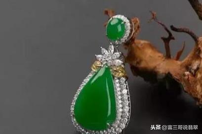 满绿翡翠知识翡翠冰种满绿-第2张图片-翡翠网 满绿翡翠知识翡翠冰种满绿-第2张图片-翡翠网