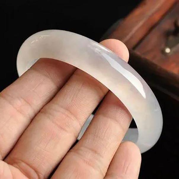 100种翡翠的知识了解翡翠这样的知识-第14张图片-翡翠网 100种翡翠的知识了解翡翠这样的知识-第14张图片-翡翠网