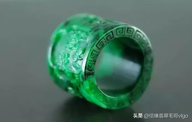 翡翠a货吊坠500元贵吗,好翡翠项链价格-第2张图片-翡翠网 翡翠a货吊坠500元贵吗,好翡翠项链价格-第2张图片-翡翠网