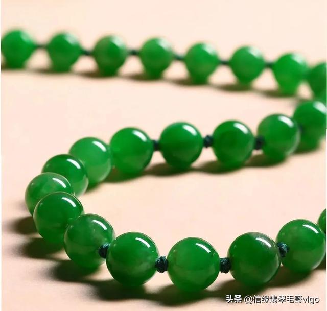翡翠a货吊坠500元贵吗,好翡翠项链价格-第7张图片-翡翠网 翡翠a货吊坠500元贵吗,好翡翠项链价格-第7张图片-翡翠网