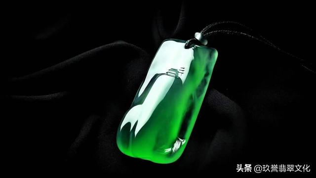 A货翡翠手镯人造翡翠手镯的价格-第1张图片-翡翠网 A货翡翠手镯人造翡翠手镯的价格-第1张图片-翡翠网