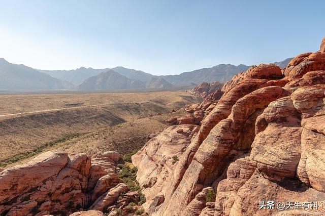 玉原石的鉴别方法,怎么判断翡翠原石-第2张图片-翡翠网 玉原石的鉴别方法,怎么判断翡翠原石-第2张图片-翡翠网
