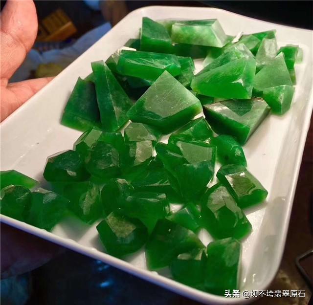 翡翠原石在哪翡翠原石交易注意事项-第10张图片-翡翠网