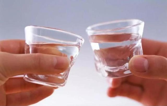 翡翠苏酒妙尚价格,江苏双沟酿酒厂-第11张图片-翡翠网 翡翠苏酒妙尚价格,江苏双沟酿酒厂-第11张图片-翡翠网