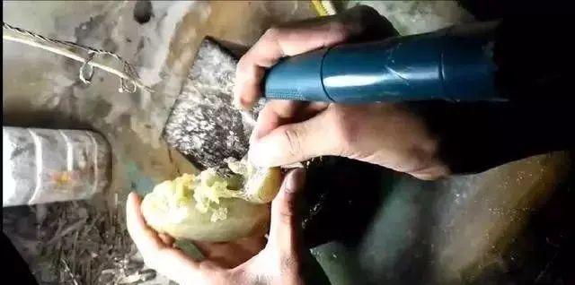 翡翠里的黄翡是什么意思,缅甸翡翠黄翡原石价格-第5张图片-翡翠网 翡翠里的黄翡是什么意思,缅甸翡翠黄翡原石价格-第5张图片-翡翠网