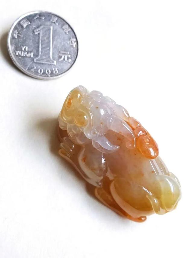 翡翠杂质与洒金,洒金翡翠知识-第5张图片-翡翠网 翡翠杂质与洒金,洒金翡翠知识-第5张图片-翡翠网