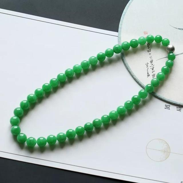 富豪故意摔翡翠手镯翟天临赔翡翠手镯-第8张图片-翡翠网 富豪故意摔翡翠手镯翟天临赔翡翠手镯-第8张图片-翡翠网