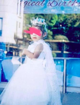 翡翠手镯的制作全过程碎花翡翠手镯制作-第4张图片-翡翠网 翡翠手镯的制作全过程碎花翡翠手镯制作-第4张图片-翡翠网