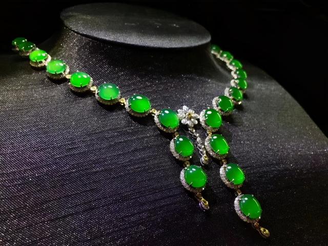 真正老蓝水翡翠,老蓝水翡翠的价格-第1张图片-翡翠网 真正老蓝水翡翠,老蓝水翡翠的价格-第1张图片-翡翠网