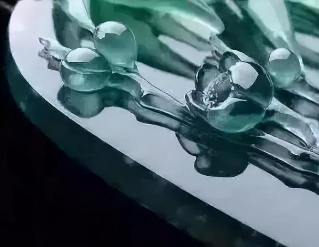 真正老蓝水翡翠,老蓝水翡翠的价格-第20张图片-翡翠网 真正老蓝水翡翠,老蓝水翡翠的价格-第20张图片-翡翠网