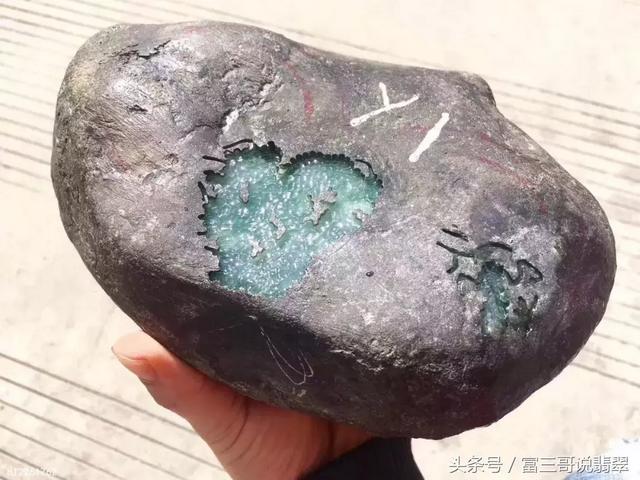 美美的翡翠原石,翡翠原石技巧-第6张图片-翡翠网