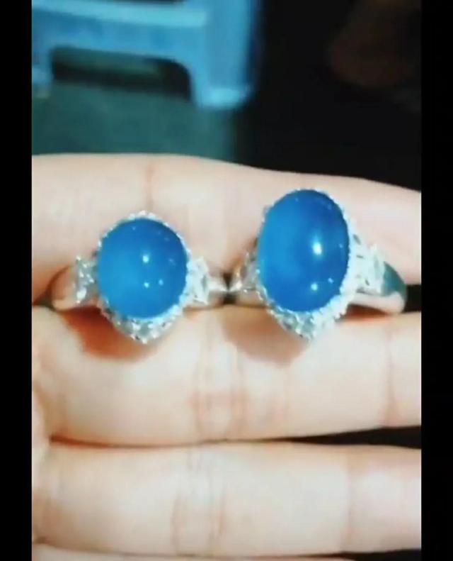 翡翠知识大全200种翡翠的原石在哪里-第6张图片-翡翠网 翡翠知识大全200种翡翠的原石在哪里-第6张图片-翡翠网