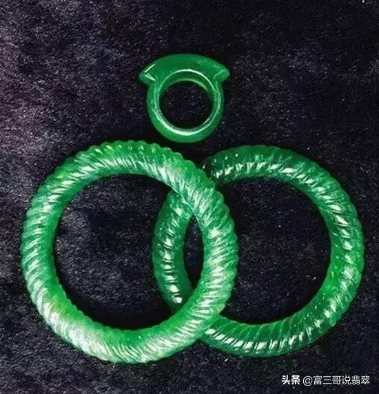 十大翡翠玉镯品牌翡翠手镯5个品牌-第17张图片-翡翠网 十大翡翠玉镯品牌翡翠手镯5个品牌-第17张图片-翡翠网