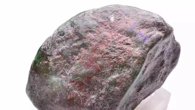 冰种翡翠原石,会卡翡翠手镯原石-第1张图片-翡翠网 冰种翡翠原石,会卡翡翠手镯原石-第1张图片-翡翠网