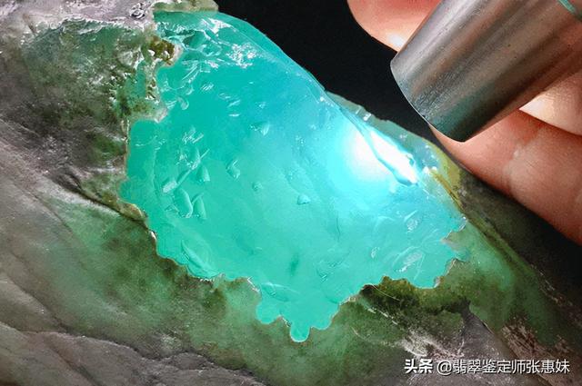 32种翡翠颜色等级排名,缅甸翡翠知识-第2张图片-翡翠网 32种翡翠颜色等级排名,缅甸翡翠知识-第2张图片-翡翠网