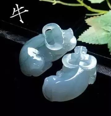 翡翠寓意知识讲解女人戴翡翠手镯的寓意-第50张图片-翡翠网