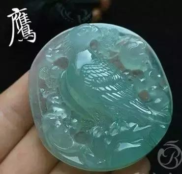 翡翠寓意知识讲解女人戴翡翠手镯的寓意-第66张图片-翡翠网
