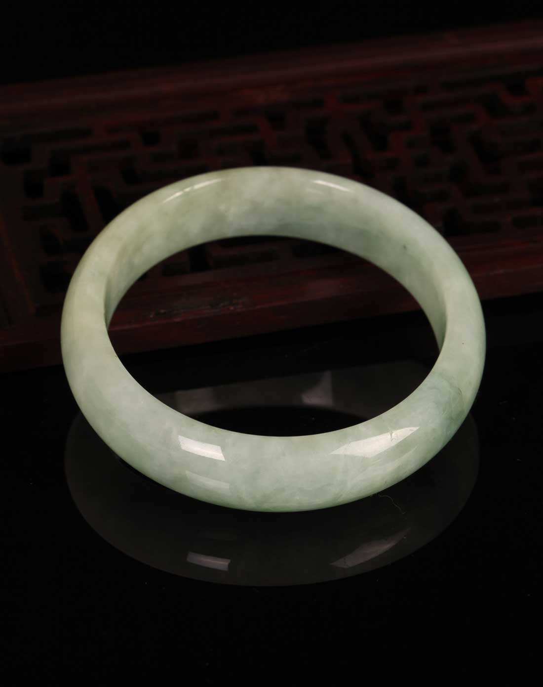 翡翠玉镯价格,苏木木翡翠珠宝手镯商行-第1张图片-翡翠网 翡翠玉镯价格,苏木木翡翠珠宝手镯商行-第1张图片-翡翠网