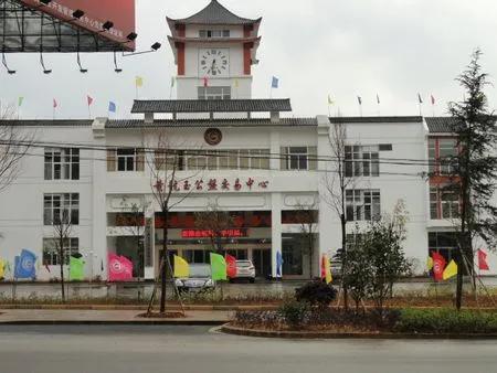 翡翠原石叫什么,河源翡翠和原石-第7张图片-翡翠网 翡翠原石叫什么,河源翡翠和原石-第7张图片-翡翠网