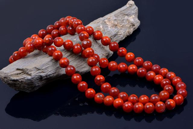 翡翠专业知识资料关于翡翠的知识-第5张图片-翡翠网 翡翠专业知识资料关于翡翠的知识-第5张图片-翡翠网