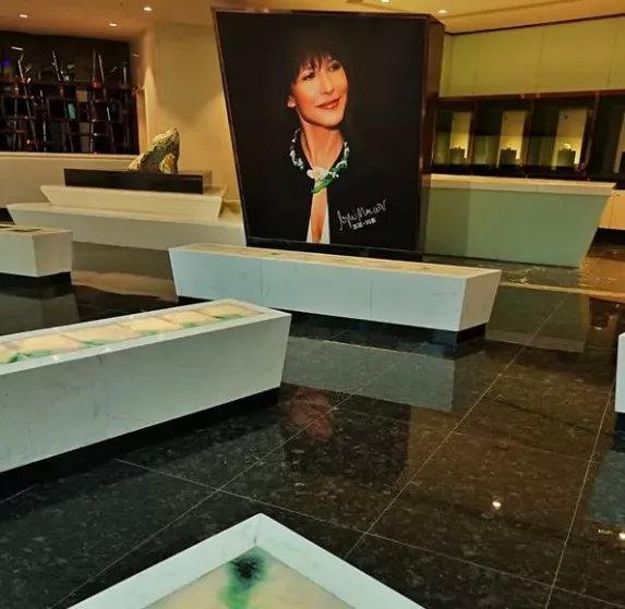 深圳哪里有翡翠原石,翡翠原石在哪里会收购-第6张图片-翡翠网 深圳哪里有翡翠原石,翡翠原石在哪里会收购-第6张图片-翡翠网