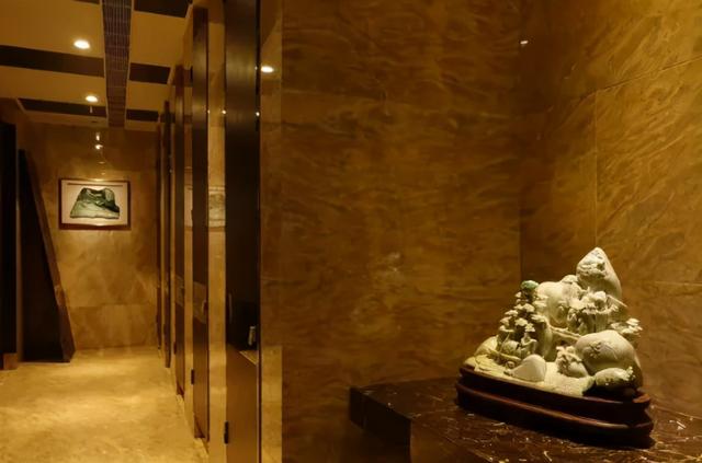 深圳哪里有翡翠原石,翡翠原石在哪里会收购-第8张图片-翡翠网 深圳哪里有翡翠原石,翡翠原石在哪里会收购-第8张图片-翡翠网