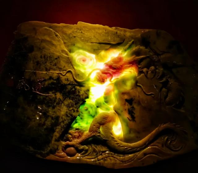 深圳哪里有翡翠原石,翡翠原石在哪里会收购-第11张图片-翡翠网 深圳哪里有翡翠原石,翡翠原石在哪里会收购-第11张图片-翡翠网