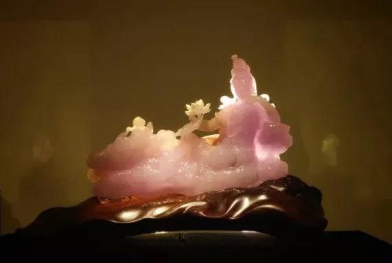 深圳哪里有翡翠原石,翡翠原石在哪里会收购-第16张图片-翡翠网 深圳哪里有翡翠原石,翡翠原石在哪里会收购-第16张图片-翡翠网