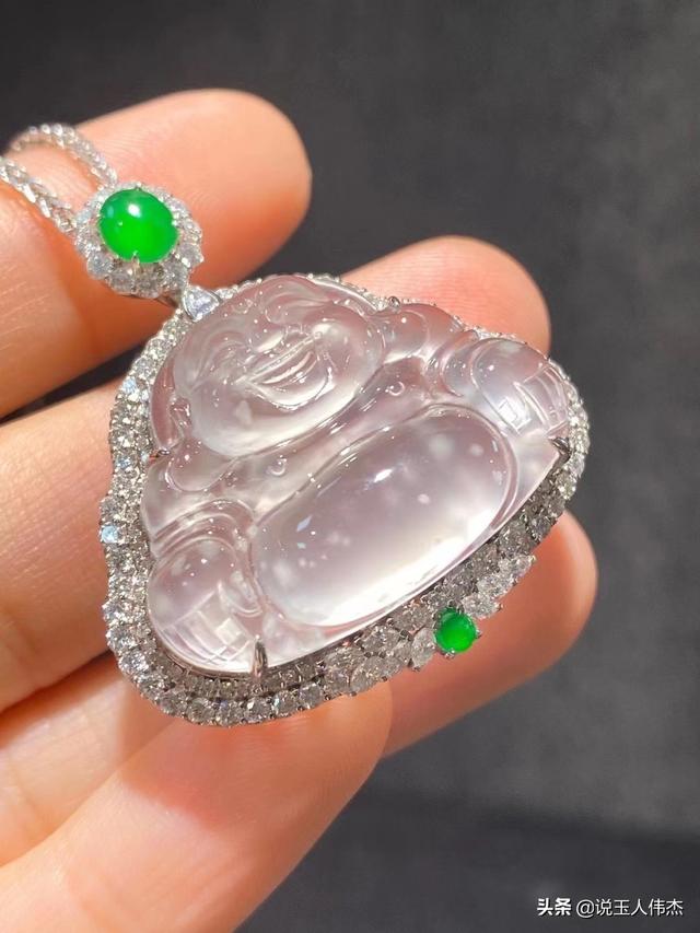 翡翠吊坠的知识,玻璃种翡翠知识讲解-第4张图片-翡翠网 翡翠吊坠的知识,玻璃种翡翠知识讲解-第4张图片-翡翠网