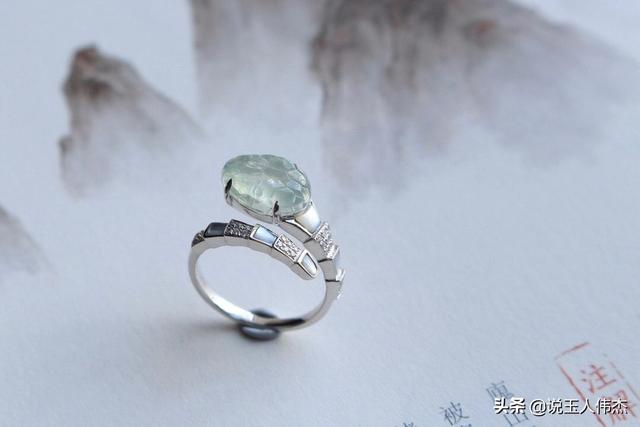 翡翠吊坠的知识,玻璃种翡翠知识讲解-第7张图片-翡翠网 翡翠吊坠的知识,玻璃种翡翠知识讲解-第7张图片-翡翠网