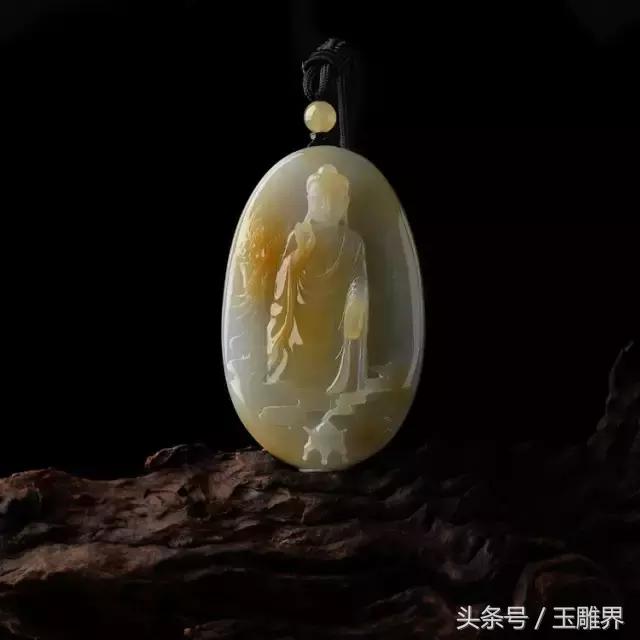 飘花翡翠镯子如何挑选黄翡飘花翡翠手镯介绍-第5张图片-翡翠网 飘花翡翠镯子如何挑选黄翡飘花翡翠手镯介绍-第5张图片-翡翠网