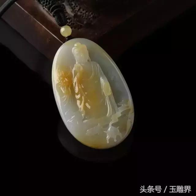 飘花翡翠镯子如何挑选黄翡飘花翡翠手镯介绍-第7张图片-翡翠网 飘花翡翠镯子如何挑选黄翡飘花翡翠手镯介绍-第7张图片-翡翠网