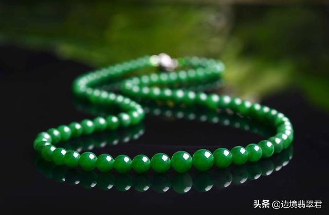 翡翠视频讲座视频大全翡翠知识视频教学-第8张图片-翡翠网 翡翠视频讲座视频大全翡翠知识视频教学-第8张图片-翡翠网